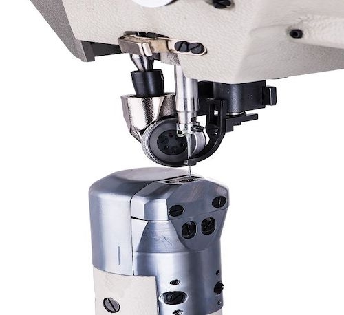 WR-998<span>Single Needle Small, Roller Feed, Postbed Sewing Machine With Wheel Feed , Needle Feed & Driven</span>